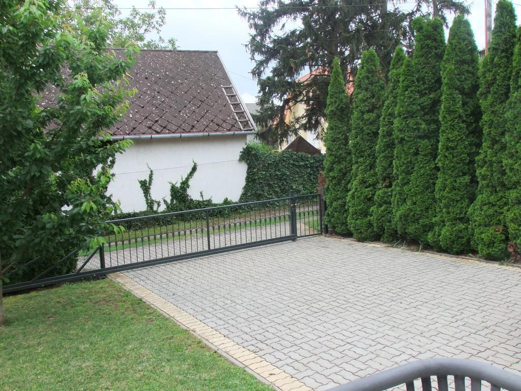 Levente Apartman Balatongyorok Exterior photo